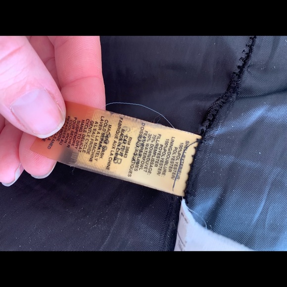 TAHARI BLACK WINTER COAT - Picture 13 of 15